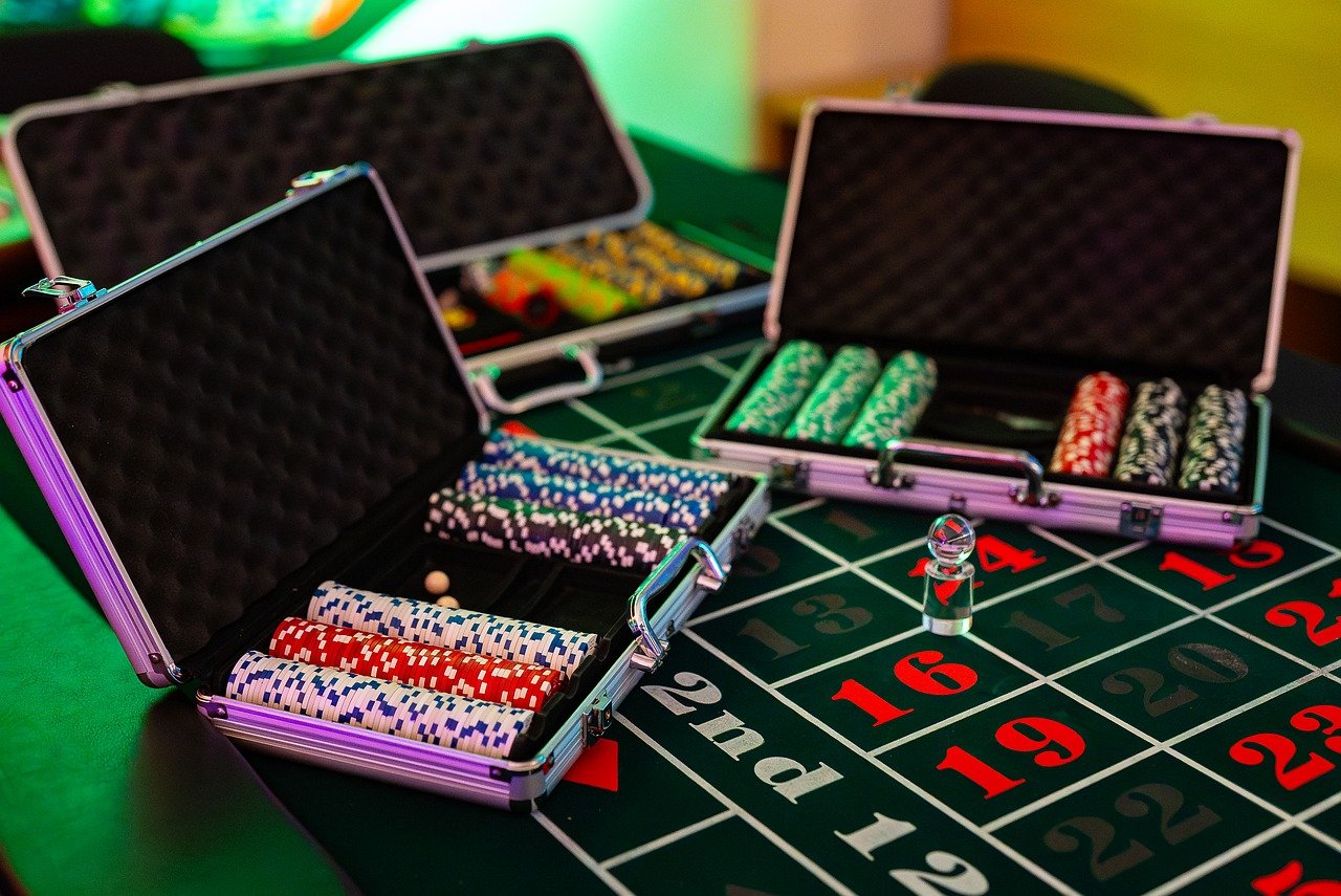 Roulette table